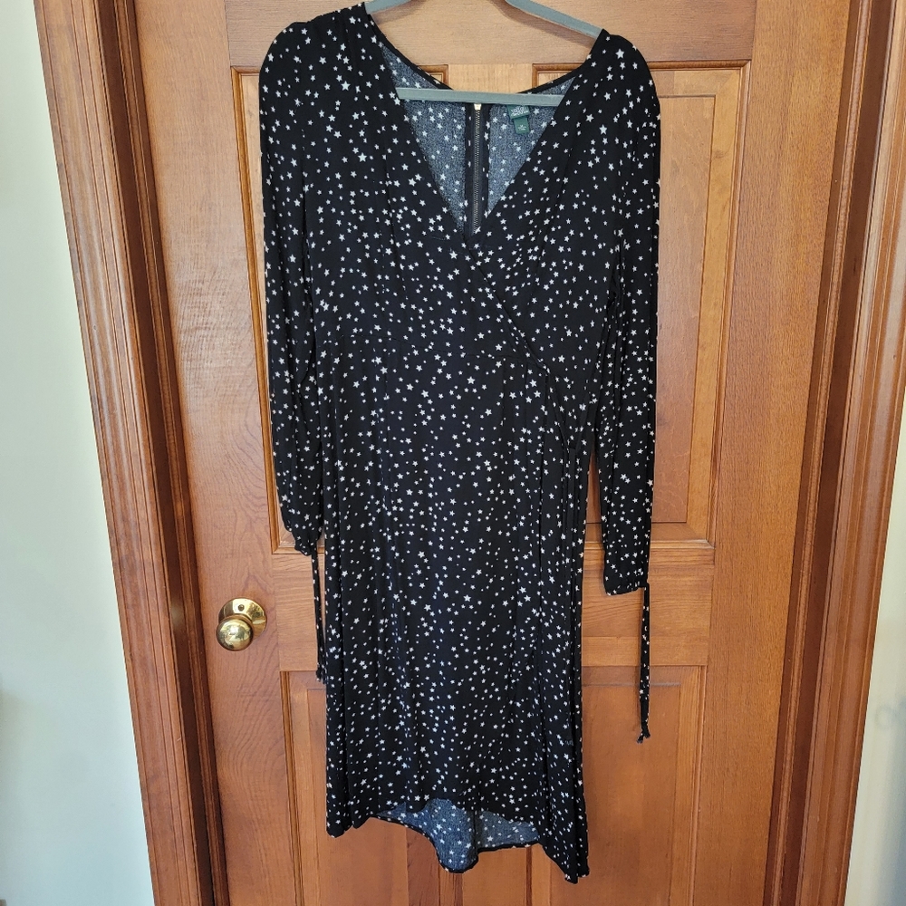 Wild fable wrap dress stars Medium